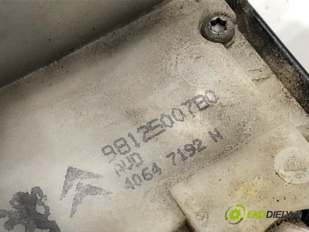 PEUGEOT 2008 I SUV 2016 96 kW 1.2 THP 130 / PureTech 130 1199 Modul UCH 9804848480 (Riadiaca jednotka ostatné)