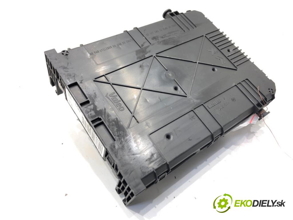 PEUGEOT 2008 I SUV 2016 96 kW 1.2 THP 130 / PureTech 130 1199 modul BSI 9807532080 (Pojistková skříňka)