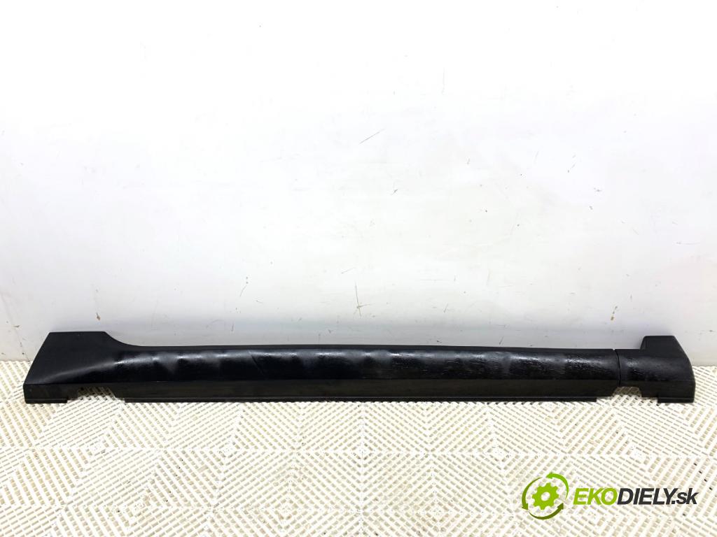 PEUGEOT 2008 I SUV 2016 96 kW 1.2 THP 130 / PureTech 130 1199 Lišta prahová pravy 96781715XT