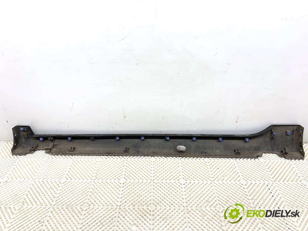 PEUGEOT 2008 I SUV 2016 96 kW 1.2 THP 130 / PureTech 130 1199 Lišta prahová pravy 96781715XT