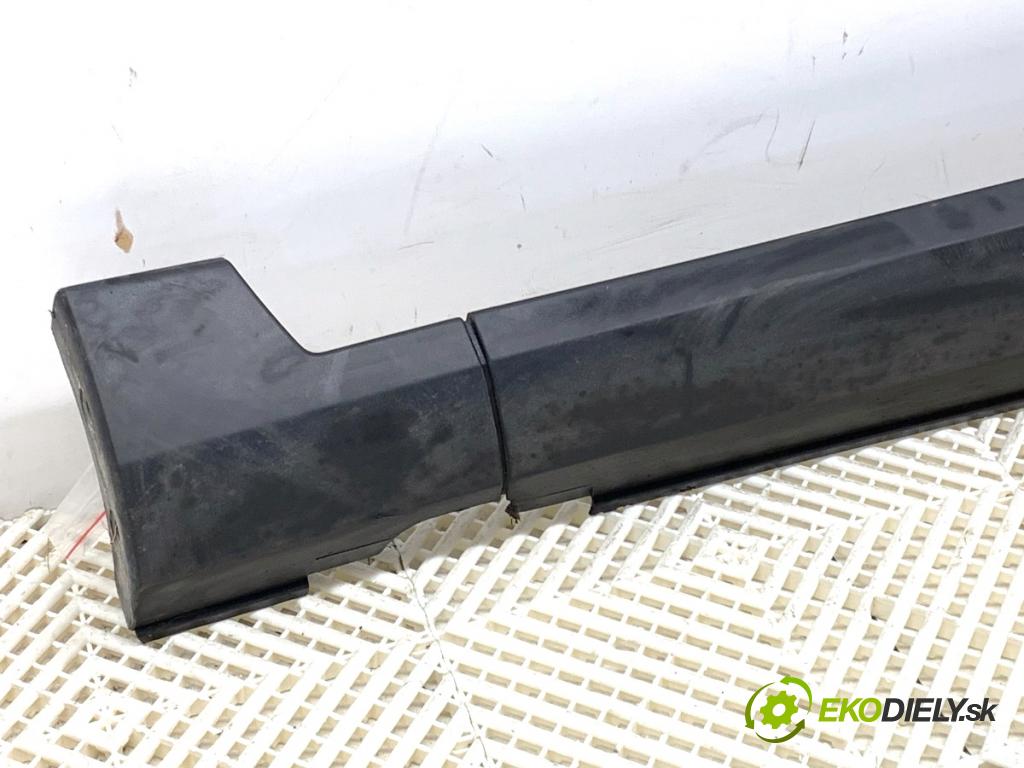 PEUGEOT 2008 I SUV 2016 96 kW 1.2 THP 130 / PureTech 130 1199 Lišta prahová ľavy 96781716XT