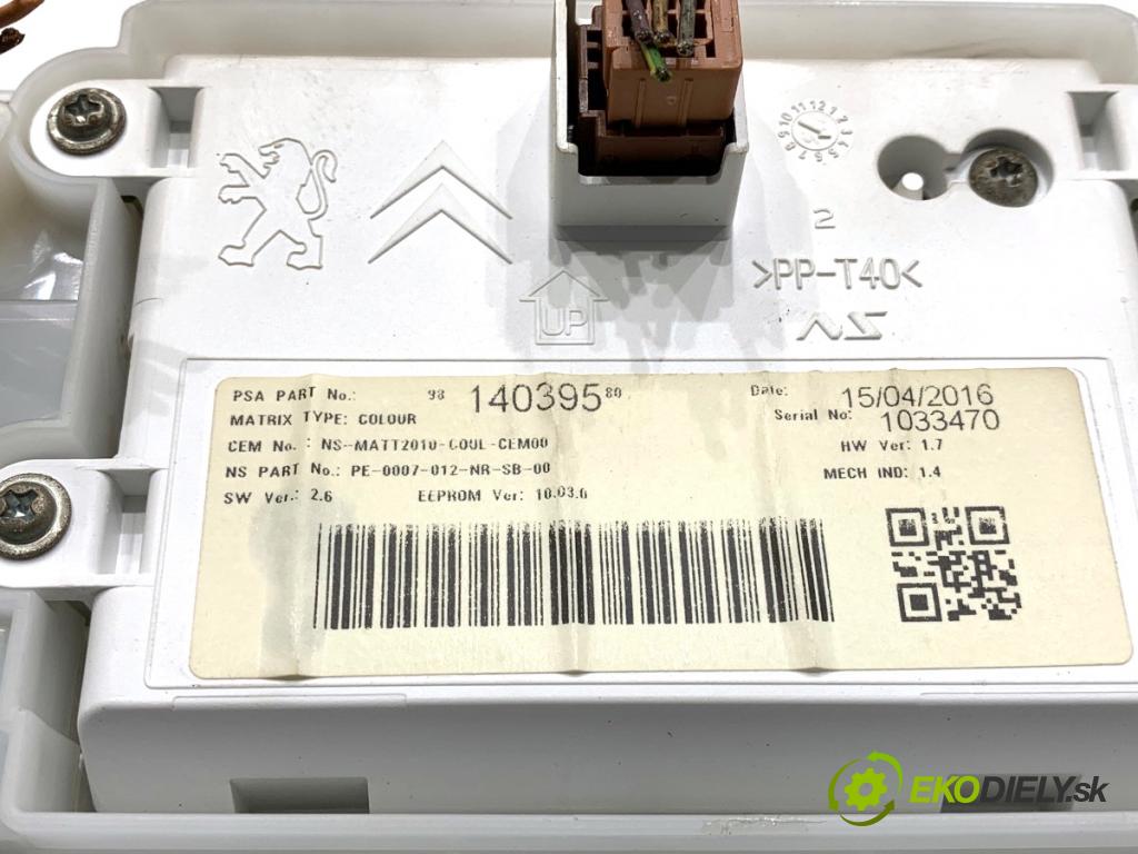 PEUGEOT 2008 I SUV 2016 96 kW 1.2 THP 130 / PureTech 130 1199 Prístrojovka 9814699280 (Prístrojová doska)