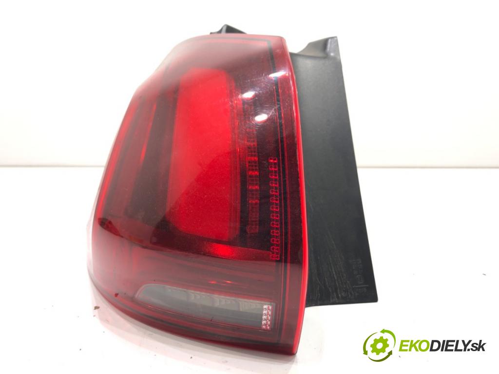 PEUGEOT 2008 I SUV 2016 96 kW 1.2 THP 130 / PureTech 130 1199 Svetlo pravy zad 9814747880