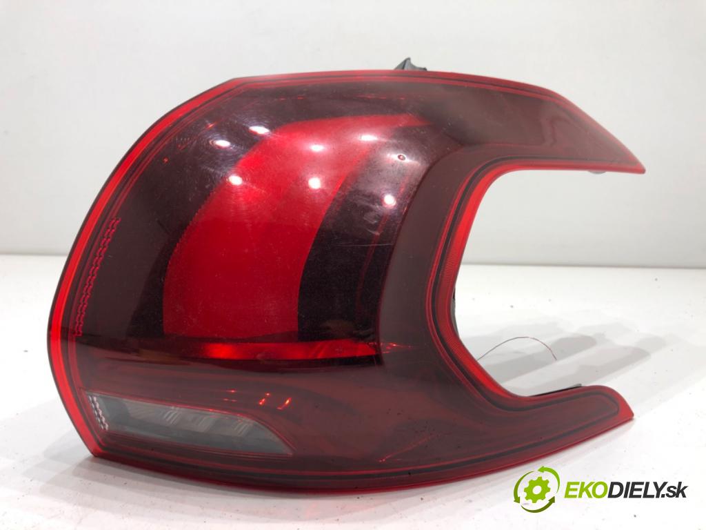 PEUGEOT 2008 I SUV 2016 96 kW 1.2 THP 130 / PureTech 130 1199 světlo levý zadní část 9814745980