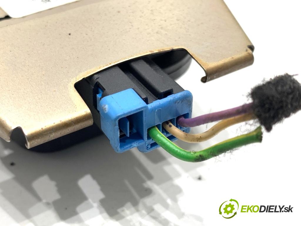 PEUGEOT 2008 I SUV 2016 96 kW 1.2 THP 130 / PureTech 130 1199 Snímač dažďa 9665925480 (Snímač dažďa)