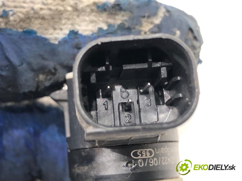 PEUGEOT 2008 I SUV 2016 96 kW 1.2 THP 130 / PureTech 130 1199 Snímač PDC 9675202477XT