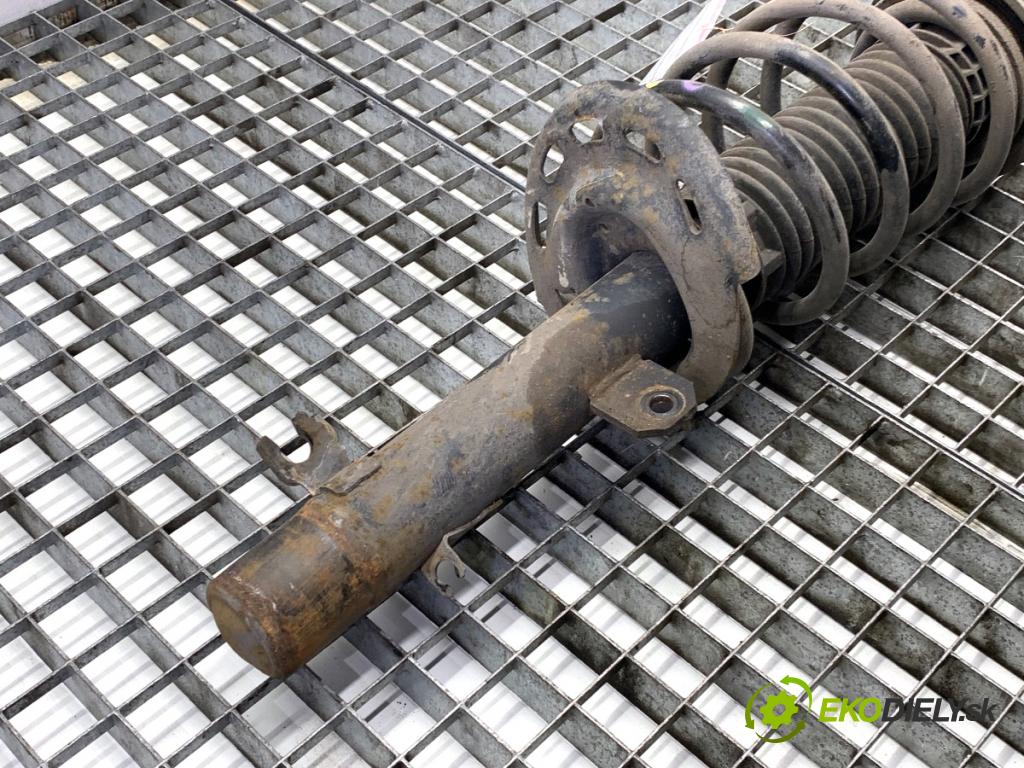 PEUGEOT 2008 I SUV 2016 96 kW 1.2 THP 130 / PureTech 130 1199 Tlmič pravy predný ZE