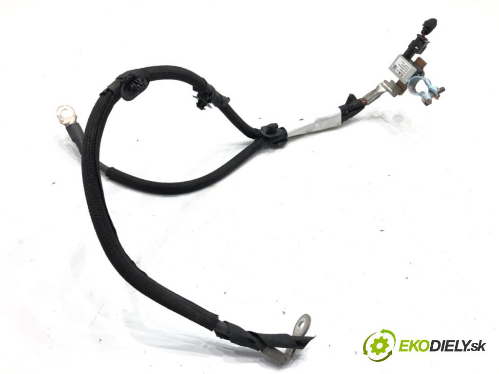 PEUGEOT 2008 I SUV 2016 96 kW 1.2 THP 130 / PureTech 130 1199 svorka MINUS: 9816283780