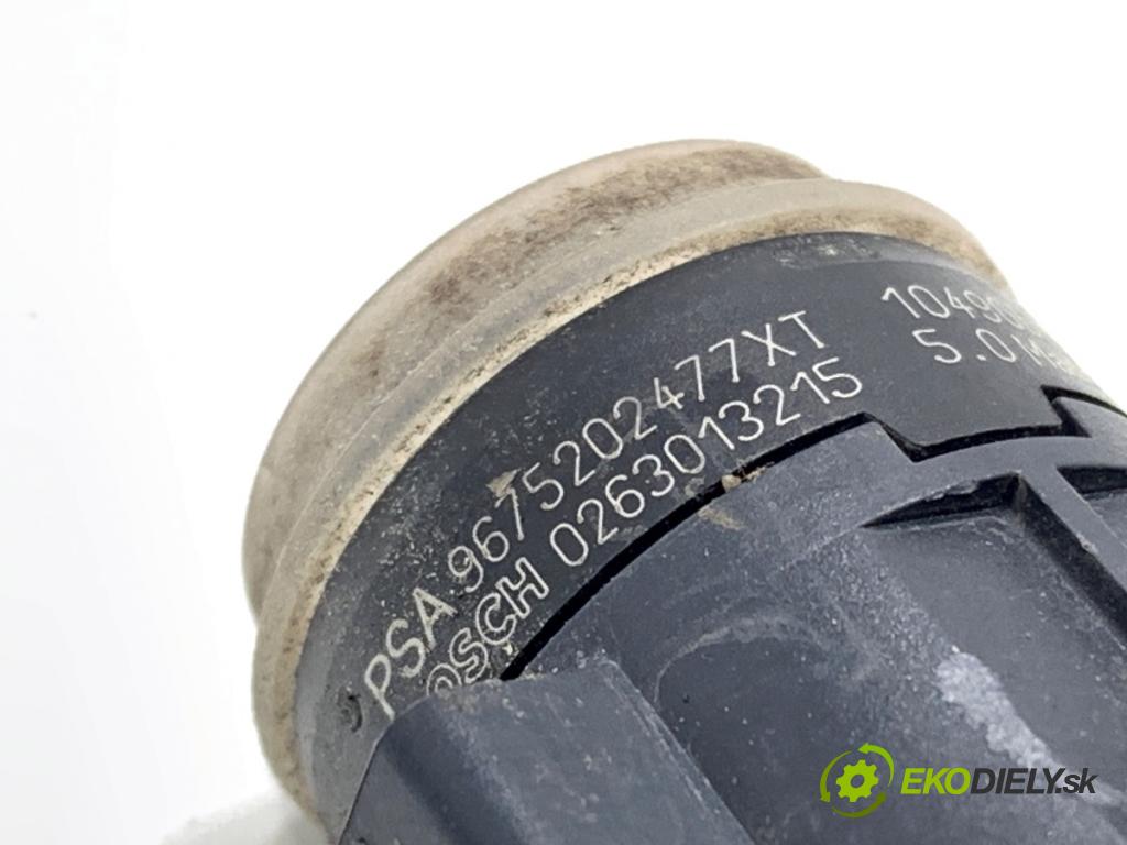 PEUGEOT 2008 I SUV 2016 96 kW 1.2 THP 130 / PureTech 130 1199 Snímač PDC 9675202477XT