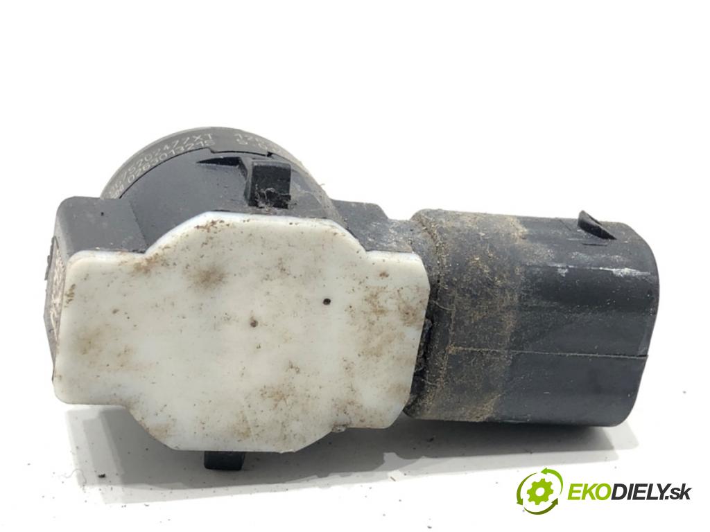 PEUGEOT 2008 I SUV 2016 96 kW 1.2 THP 130 / PureTech 130 1199 Snímač PDC 9675202477XT