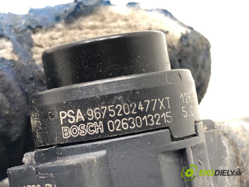 PEUGEOT 2008 I SUV 2016 96 kW 1.2 THP 130 / PureTech 130 1199 Snímač PDC 9675202477XT