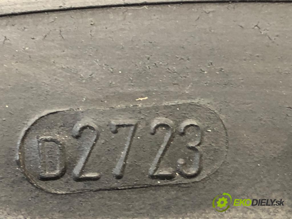 --- ---      PNEUMATIKA: zima 2X 195/65 15" TIPTYRE: