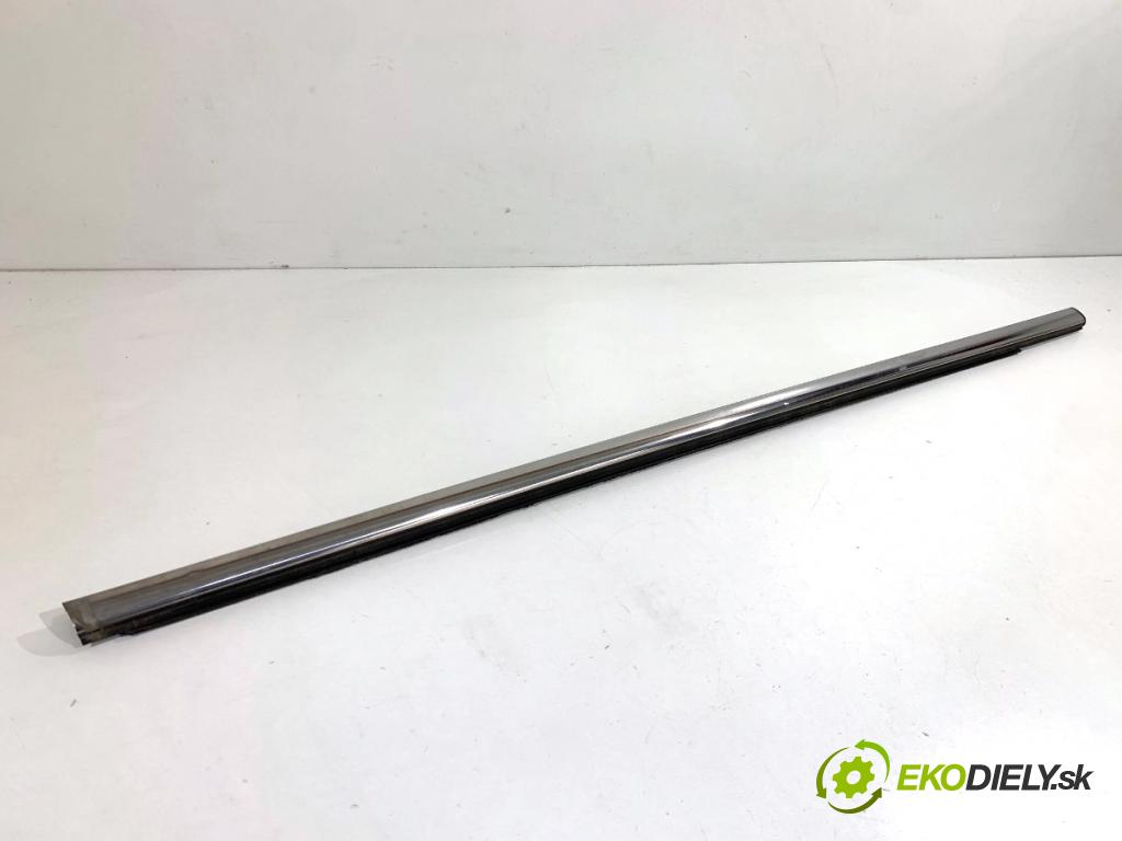 FORD KUGA II SUV 2014 120 kW 2.0 TDCi 4x4 1997 Lišta Sbírání: predný pravy 