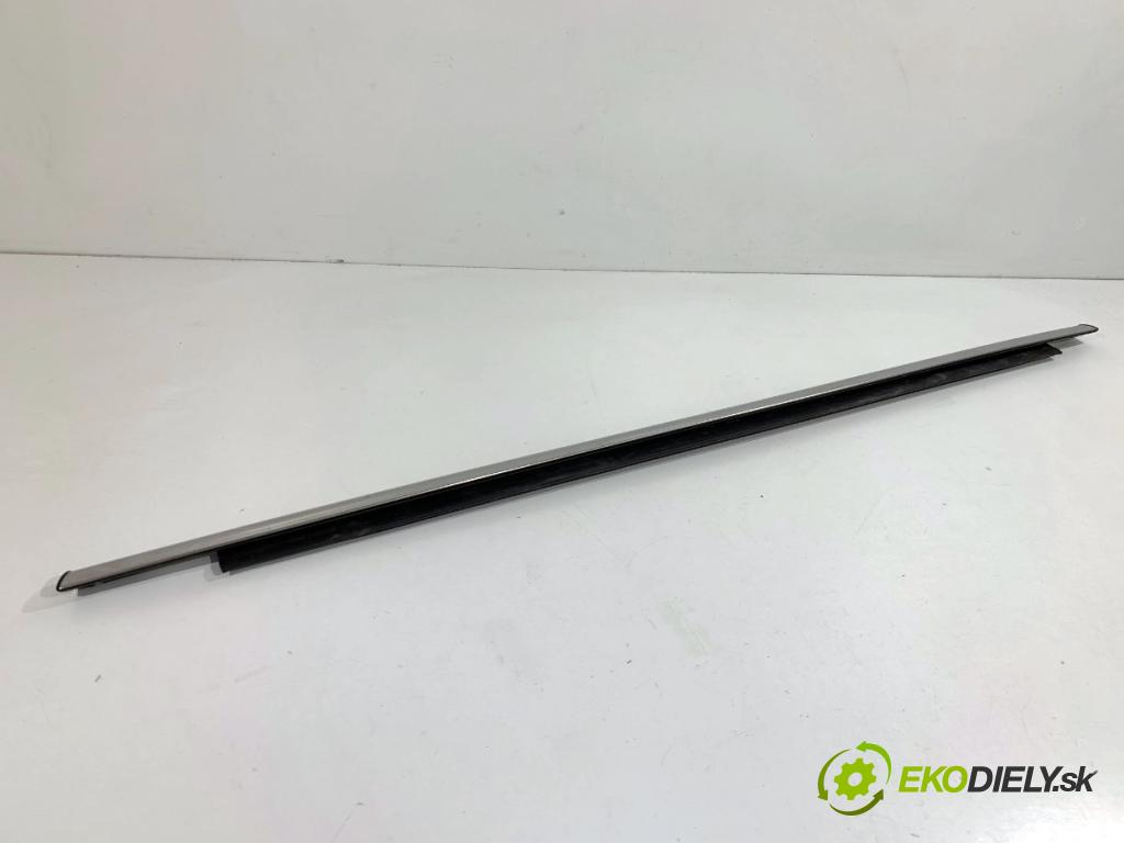 FORD KUGA II SUV 2014 120 kW 2.0 TDCi 4x4 1997 Lišta Sbírání: zad pravy