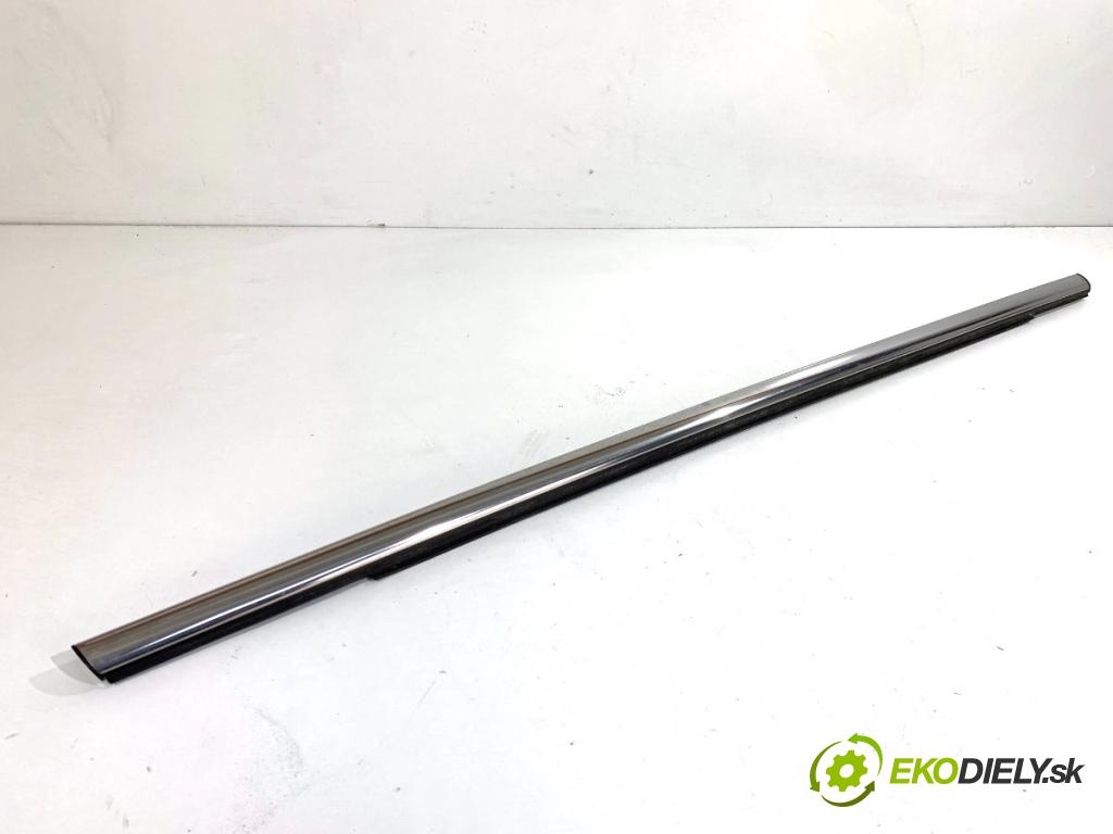 FORD KUGA II SUV 2014 120 kW 2.0 TDCi 4x4 1997 Lišta Sbírání: zad ľavy 