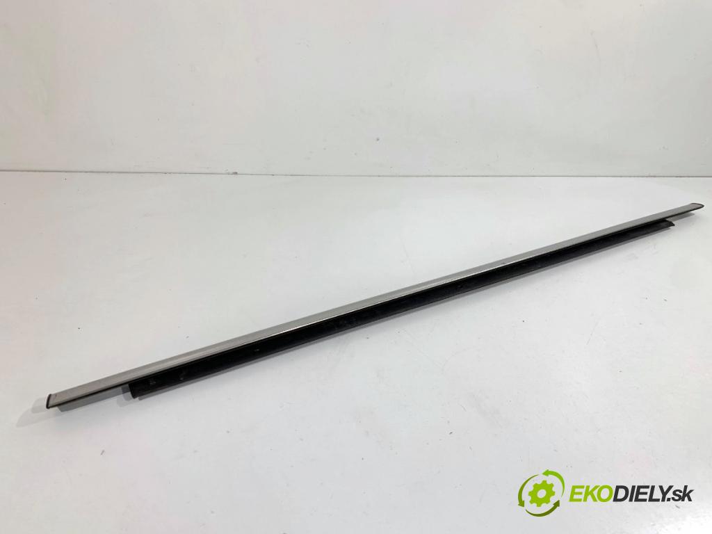 FORD KUGA II SUV 2014 120 kW 2.0 TDCi 4x4 1997 Lišta Sbírání: zad ľavy