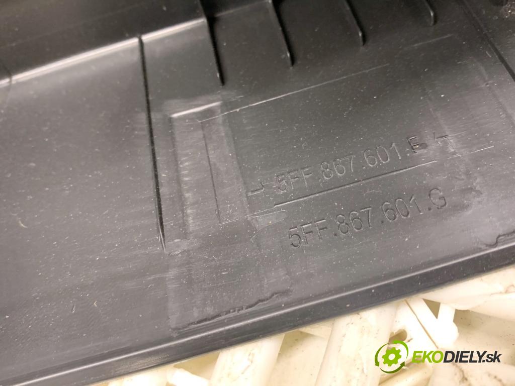 CUPRA FORMENTOR SUV 2023 228 kW 2.0 TSI 4Drive 1984 tapacír dverí kufra 5FF867601F