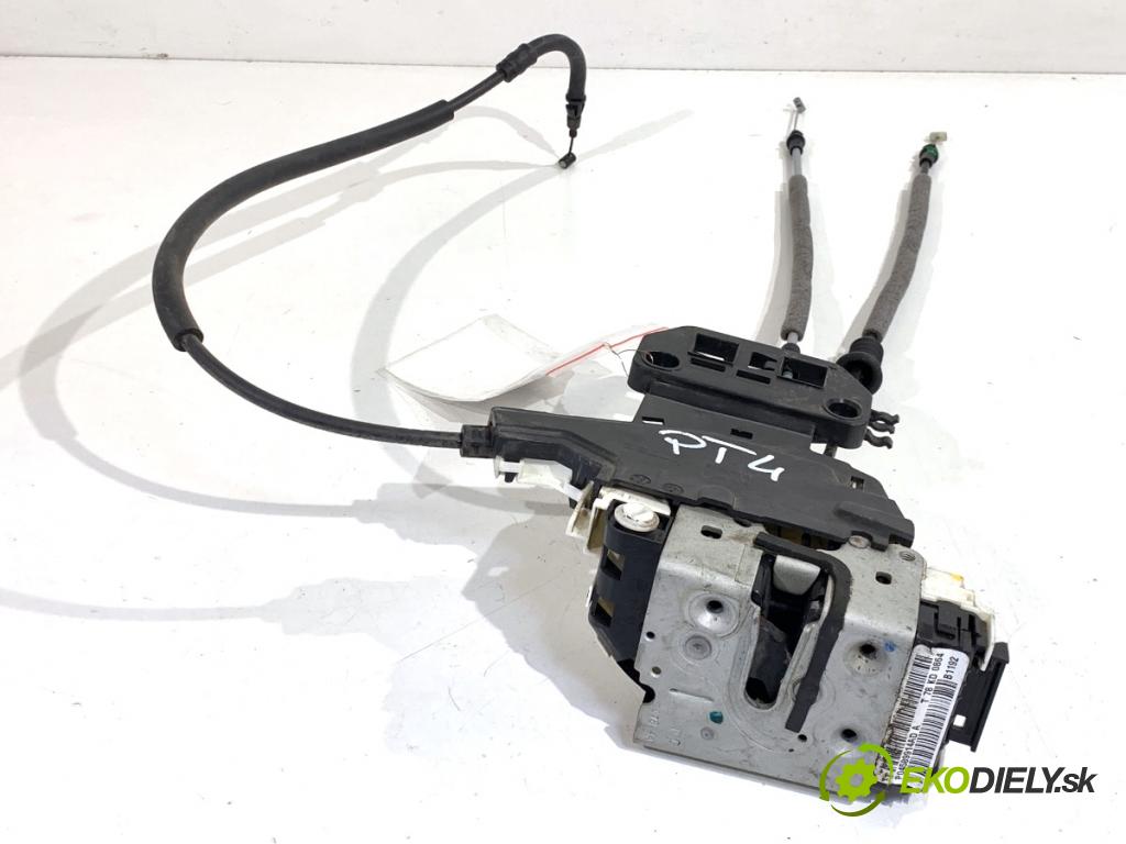 JEEP CHEROKEE KL SUV 2014 125 kW 2.0 CRD 4x4 1956 zámok Dvere pravy zad P04589914AD