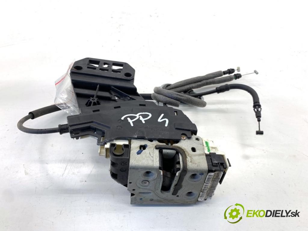 JEEP CHEROKEE KL SUV 2014 125 kW 2.0 CRD 4x4 1956 zámok dveře pravý přední část 