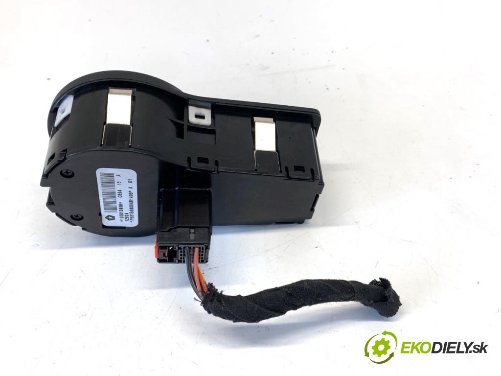 JEEP CHEROKEE KL SUV 2014 125 kW 2.0 CRD 4x4 1956 Spínač svetiel