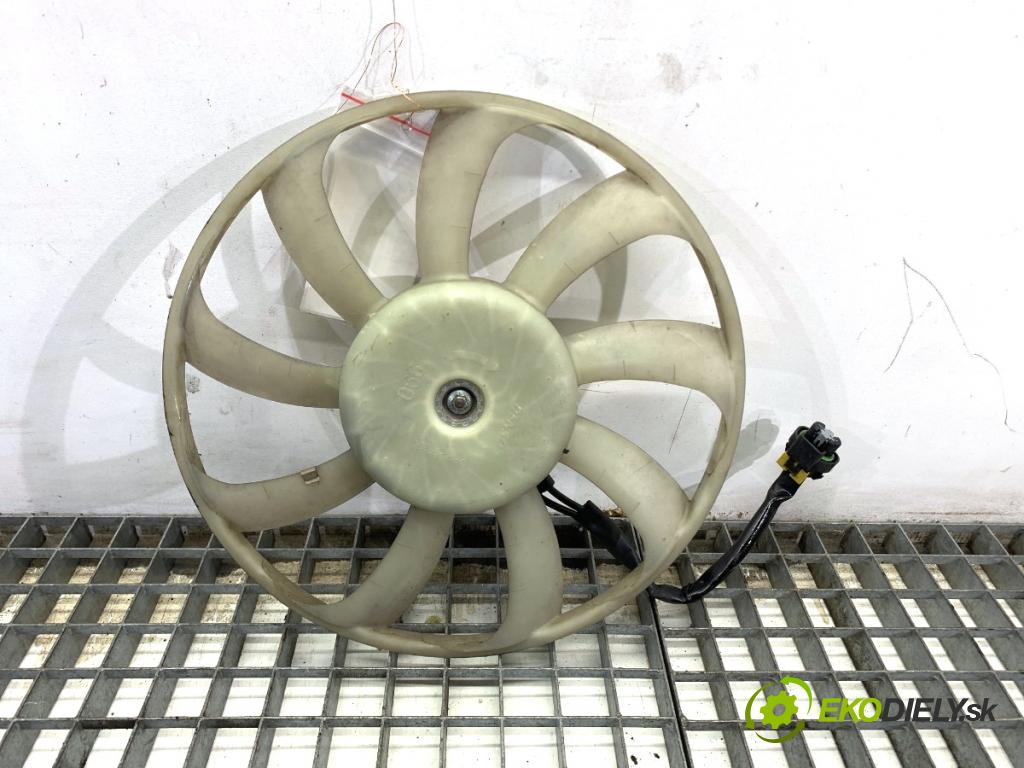 JEEP CHEROKEE KL SUV 2014 125 kW 2.0 CRD 4x4 1956 ventilátor klimatizace  (Ventilátor chladiče klimatizace)