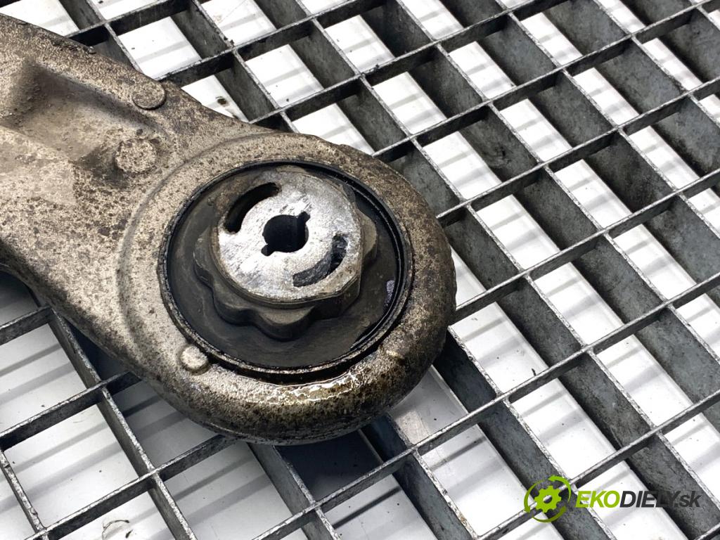 JEEP CHEROKEE KL SUV 2014 125 kW 2.0 CRD 4x4 1956 Rameno pravy predný