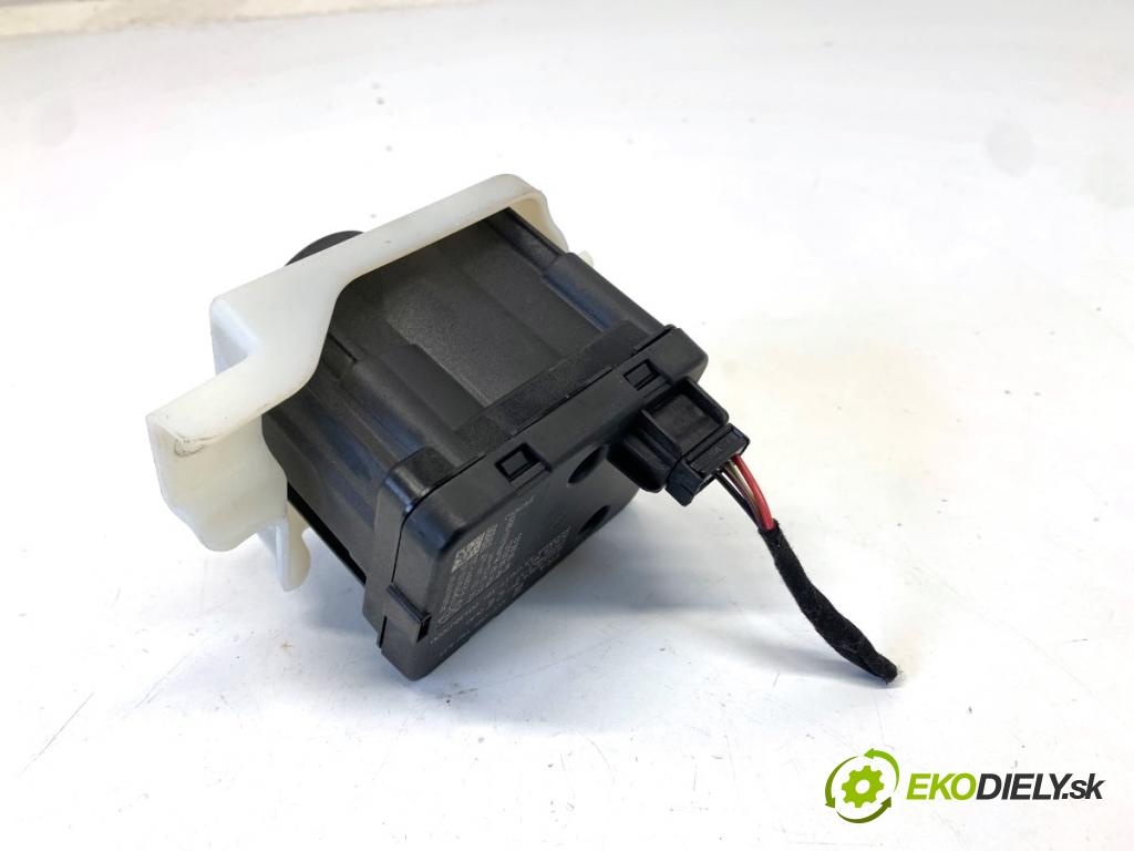 JEEP CHEROKEE KL SUV 2014 125 kW 2.0 CRD 4x4 1956 spinačka P56046989AC (Spínacia skrinka)