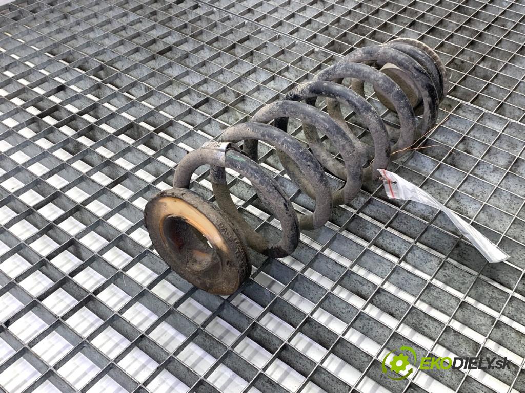 JEEP CHEROKEE KL SUV 2014 125 kW 2.0 CRD 4x4 1956 Pružina zad  (Kľučka dverí ostatné)