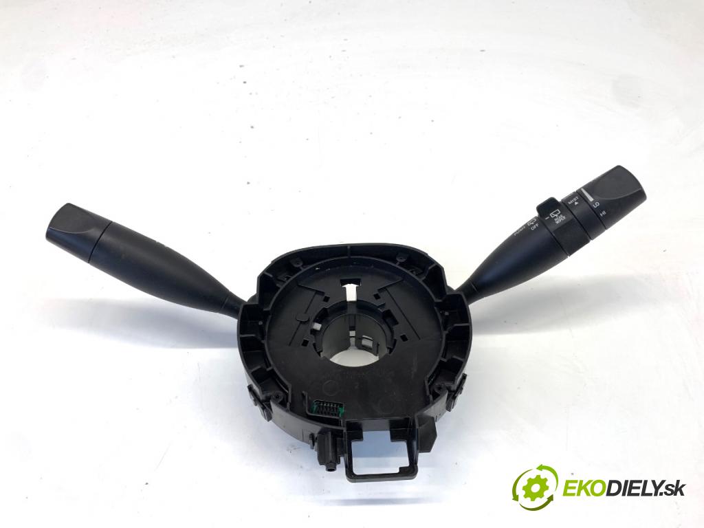 JEEP CHEROKEE KL SUV 2014 125 kW 2.0 CRD 4x4 1956 přepínač kombinovaný P68189101AE (Páčky pod volantem)