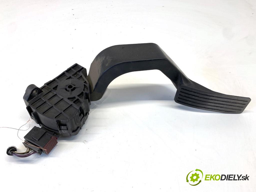 JEEP CHEROKEE KL SUV 2014 125 kW 2.0 CRD 4x4 1956 Potenciometer plynu D1407-080956 (Potenciometer plynového pedálu)