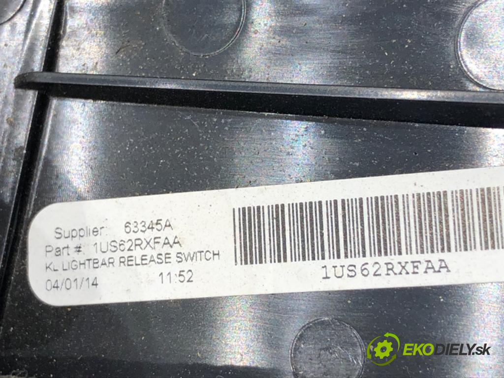 JEEP CHEROKEE KL SUV 2014 125 kW 2.0 CRD 4x4 1956 Lišta dverí zad