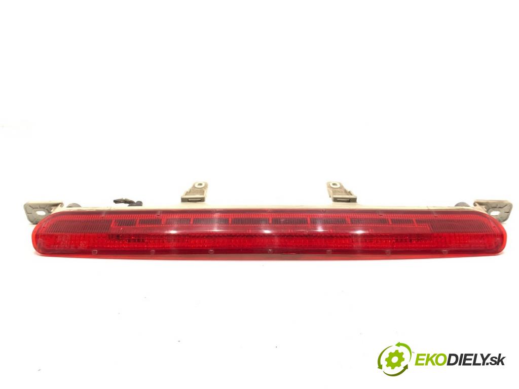 JEEP CHEROKEE KL SUV 2014 125 kW 2.0 CRD 4x4 1956 Svetlo brzdových svetiel 