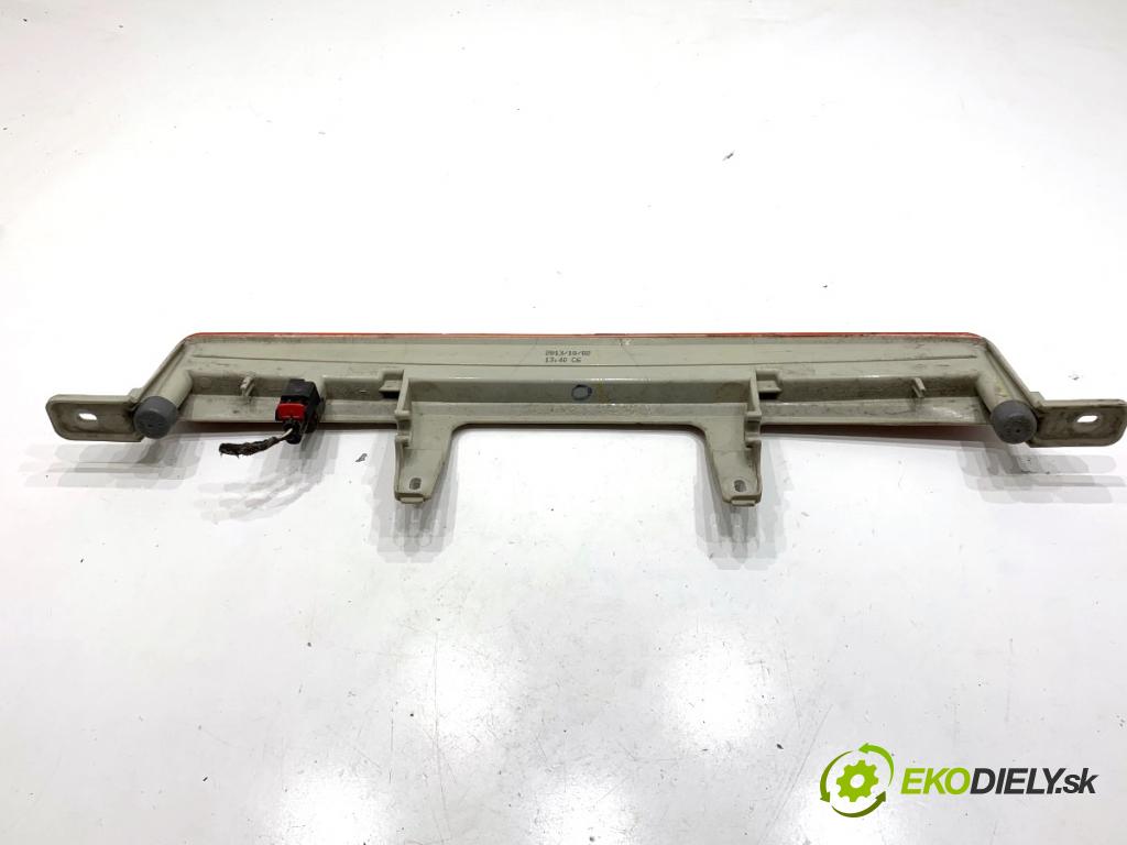 JEEP CHEROKEE KL SUV 2014 125 kW 2.0 CRD 4x4 1956 Svetlo brzdových svetiel