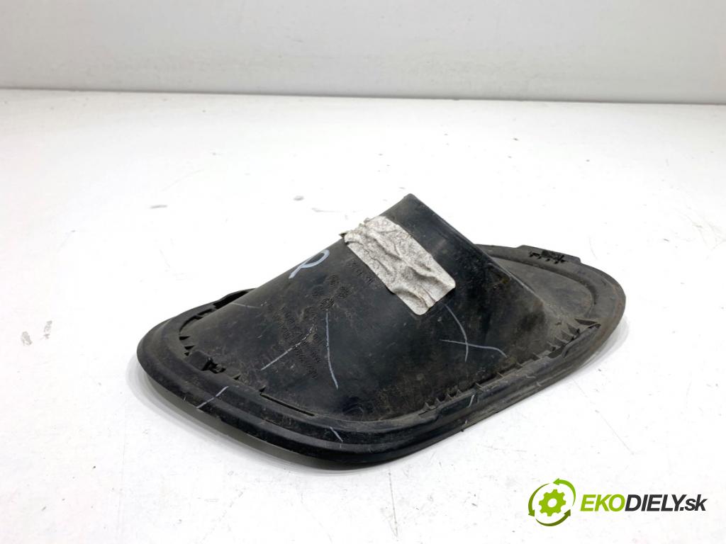 JEEP CHEROKEE KL SUV 2014 125 kW 2.0 CRD 4x4 1956 Mriežky nárazníka pravy predný