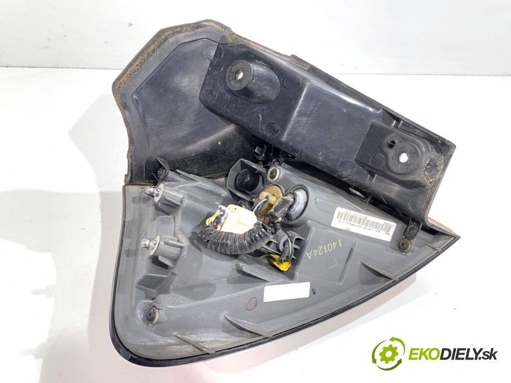 JEEP CHEROKEE KL SUV 2014 125 kW 2.0 CRD 4x4 1956 Svetlo pravy zad 68102908AE