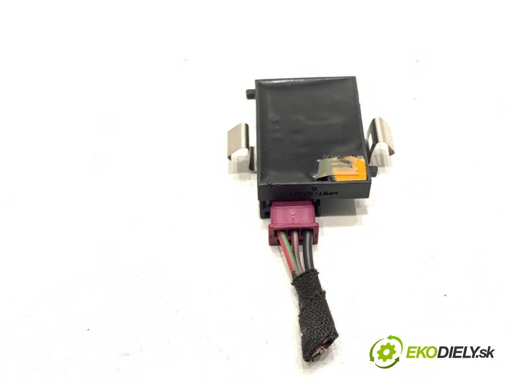 JEEP CHEROKEE KL SUV 2014 125 kW 2.0 CRD 4x4 1956 snímač deště 55111389AF (Snímač deště)