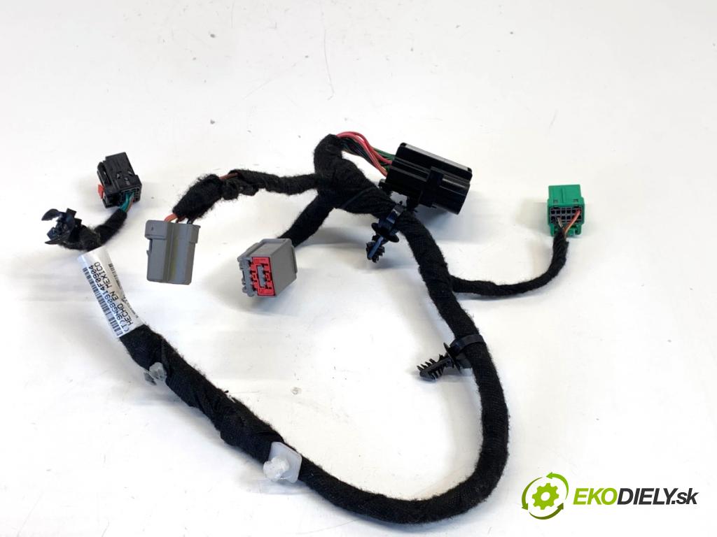 JEEP CHEROKEE KL SUV 2014 125 kW 2.0 CRD 4x4 1956 Káblovačka dosky prístrojovky interiéru 68165477AD