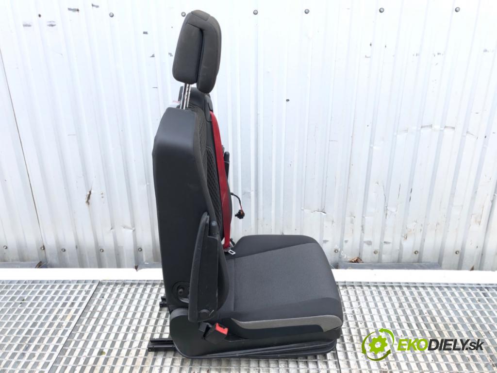 RENAULT TRUCKS T Platforma / podwozie 2020 338 kW T460 338 kW [460 KM] olej napędowy 2013 - 2022 10837 Sedadlo ľavy predný