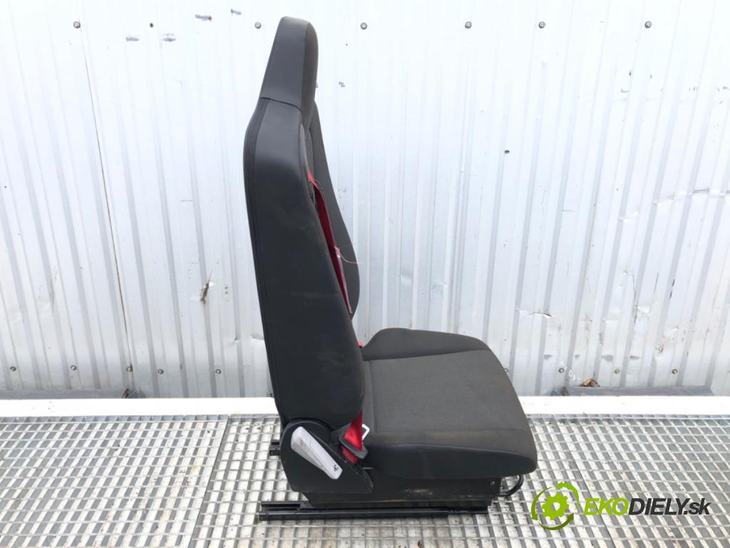 RENAULT TRUCKS T Platforma / podwozie 2020 338 kW T460 338 kW [460 KM] olej napędowy 2013 - 2022 10837 Sedadlo pravy predný