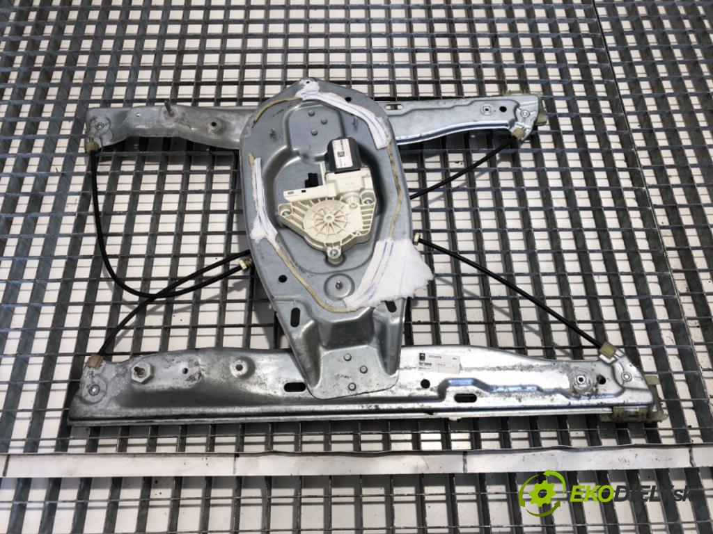 RENAULT TRUCKS T Platforma / podwozie 2020 338 kW T460 338 kW [460 KM] olej napędowy 2013 - 2022 10837 Mechanizmus okna pravy predný 82540379