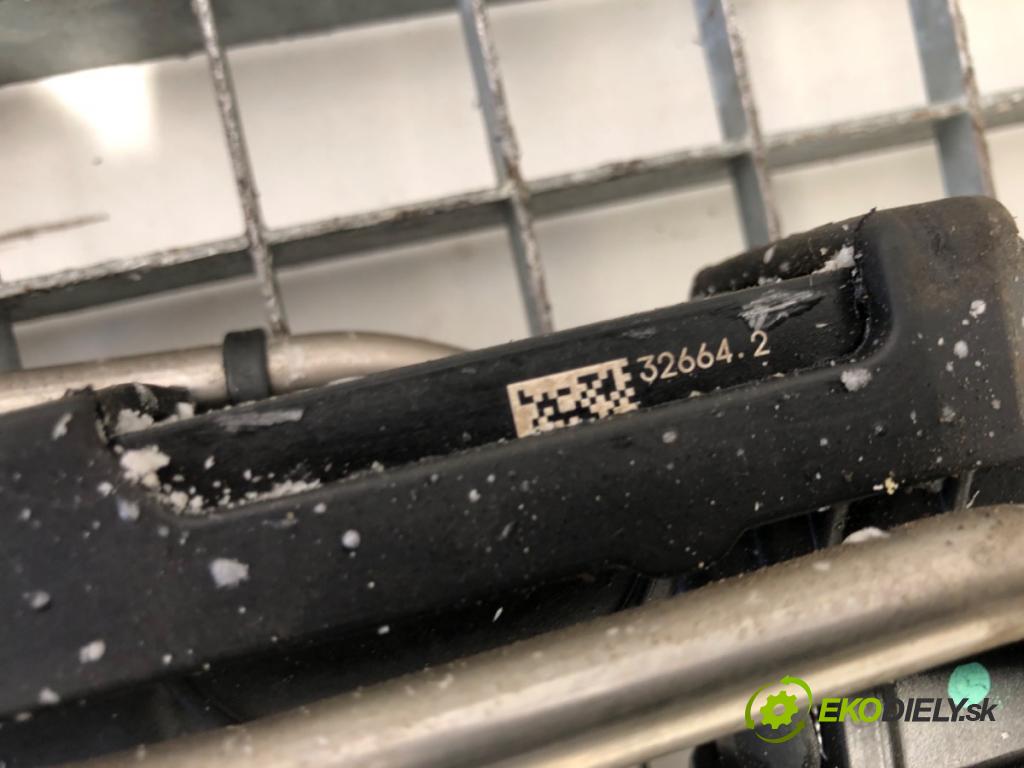 RENAULT TRUCKS T Platforma / podwozie 2020 338 kW T460 338 kW [460 KM] olej napędowy 2013 - 2022 10837 Snímač hladiny SCR: 23343310