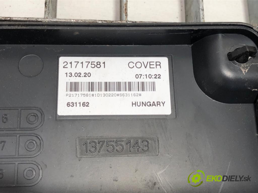 RENAULT TRUCKS T Platforma / podwozie 2020 338 kW T460 338 kW [460 KM] olej napędowy 2013 - 2022 10837 skříňka poistková 21717590 (Pojistková skříňka)