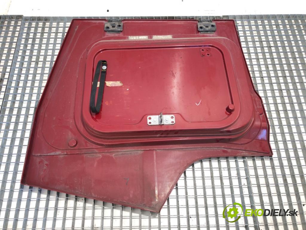 RENAULT TRUCKS T Platforma / podwozie 2020 338 kW T460 338 kW [460 KM] olej napędowy 2013 - 2022 10837 Kryt odkladacia skrinka ľavá strana 82376273