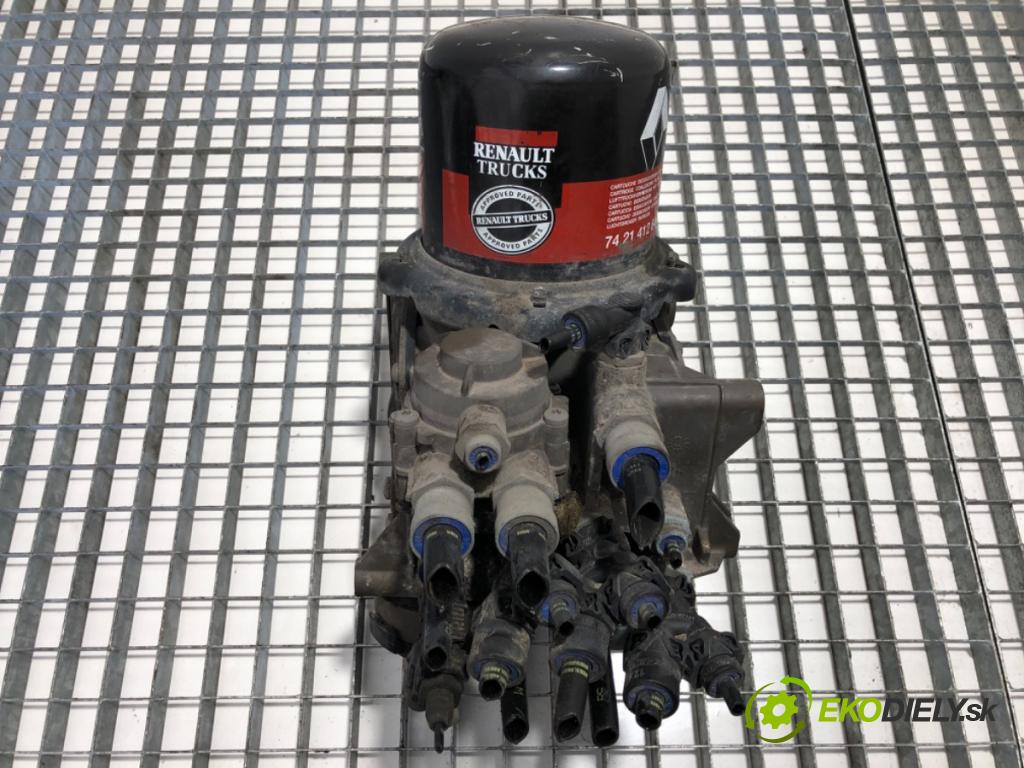 RENAULT TRUCKS T Platforma / podwozie 2020 338 kW T460 338 kW [460 KM] olej napędowy 2013 - 2022 10837 Kondenzátor, susič vzduchu 23690614 (Klimatizácia ostatné)
