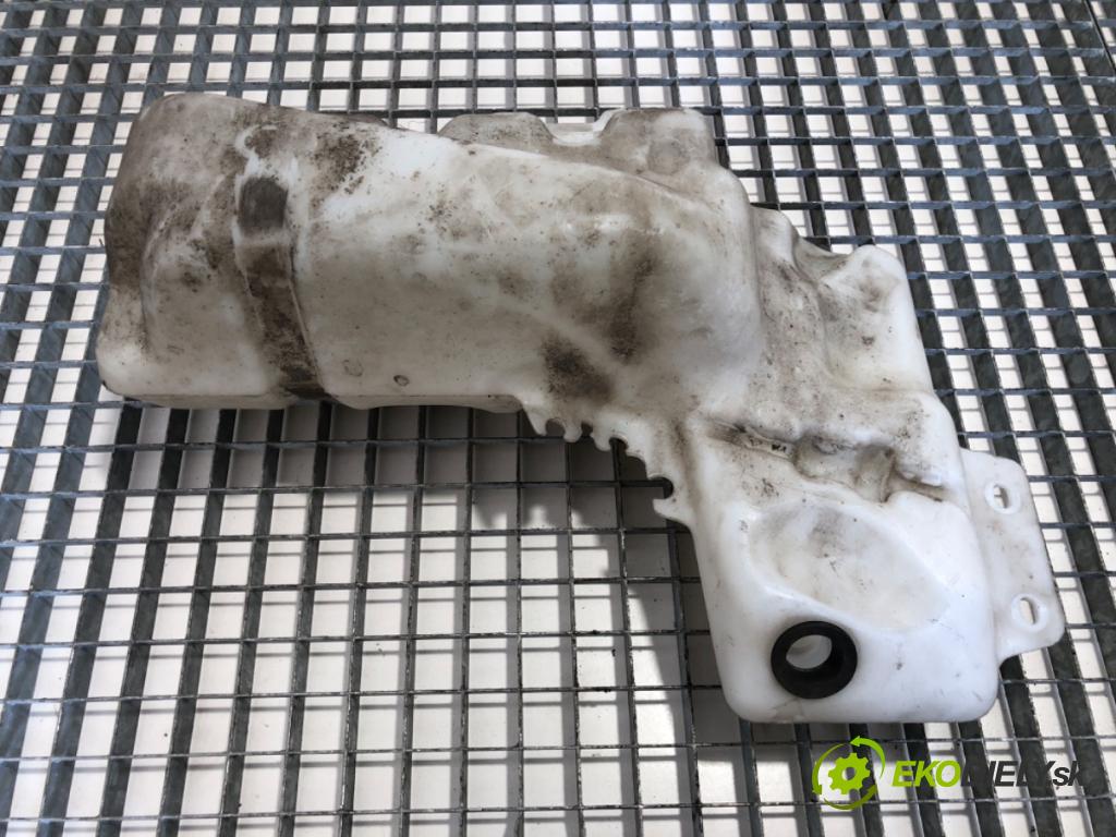 RENAULT TRUCKS T Platforma / podwozie 2020 338 kW T460 338 kW [460 KM] olej napędowy 2013 - 2022 10837 Nádržka ostrekovačov 82303046