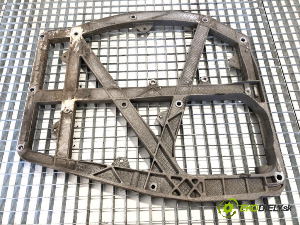 RENAULT TRUCKS T Platforma / podwozie 2020 338 kW T460 338 kW [460 KM] olej napędowy 2013 - 2022 10837 držiak Uchytenie NÁDRŽ: SCR: 22080281