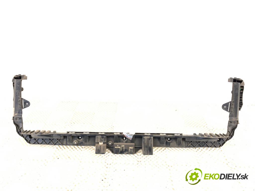 JEEP CHEROKEE KL SUV 2014 125 kW 2.0 CRD 4x4 1956 vsuvky nárazníka zad 68138413AB