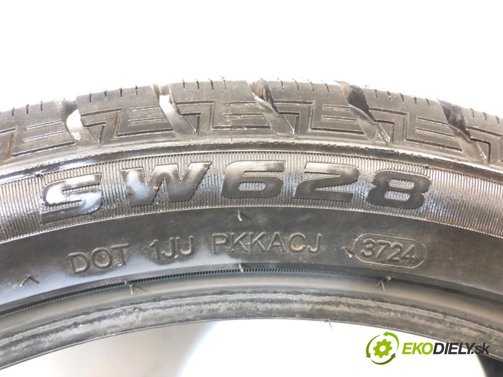 --- ---      PNEUMATIKA: zima 1X 255/40 20" GOODRIDE