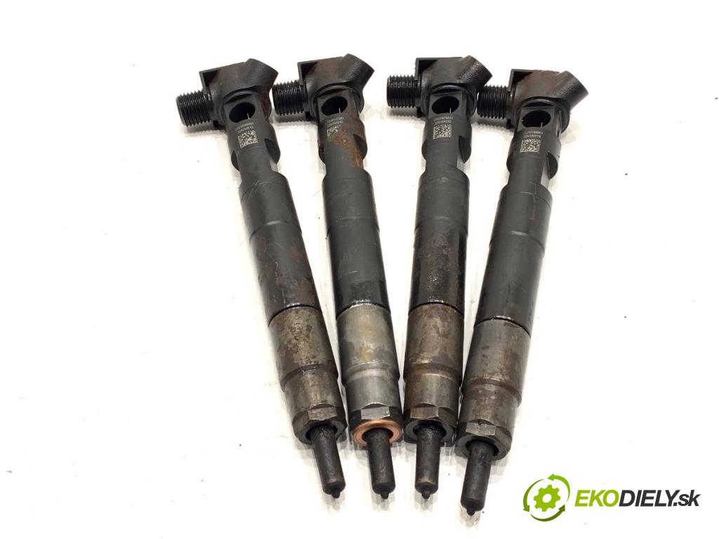 MERCEDES-BENZ KLASA GLA SUV 2017 100 kW GLA 200 CDI 4-matic (156.902) 2143 vstřikovací ventily A6510702387