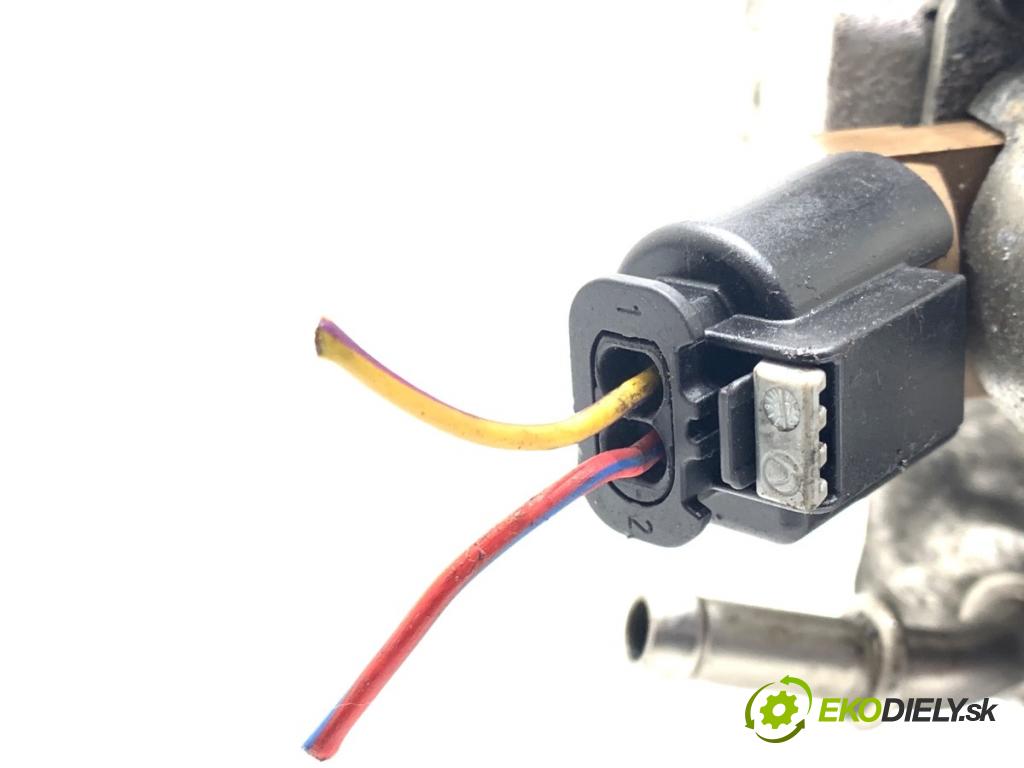 MERCEDES-BENZ KLASA GLA SUV 2017 100 kW GLA 200 CDI 4-matic (156.902) 2143 Pumpa vstrekovacia A6510702601 (Vstrekovacie čerpadlo)